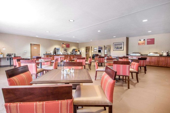 Comfort Suites Johnson Creek Conference جونسون كريك قارن عروض