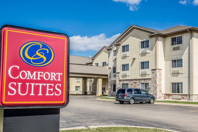 Comfort Suites Delavan Lake Geneva Area Compare Deals