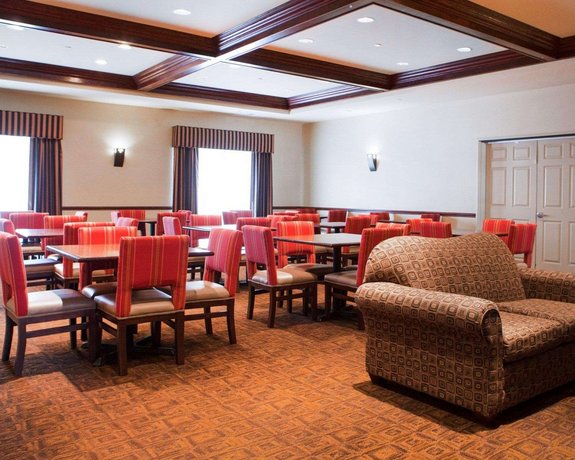 Comfort Suites Milwaukee Park Place Compare Deals