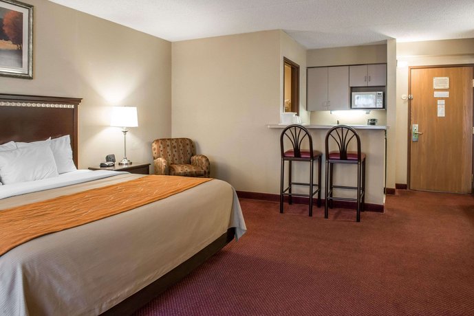 Comfort Inn New Stanton Compare Deals