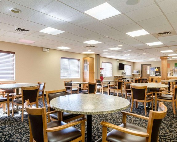 Comfort Inn Garden City Compare Deals