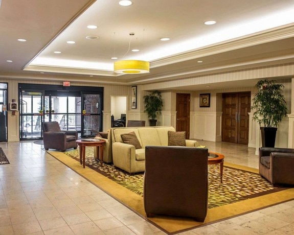 Comfort Inn Suites Pittsburgh Pittsburgh Compare Deals