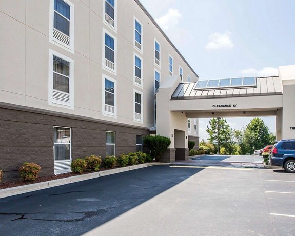 Comfort Suites Anderson Compare Deals