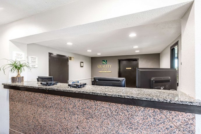 Quality Inn Simpsonville Greenville Compare Deals