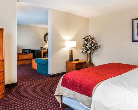 Comfort Inn Avon Compare Deals