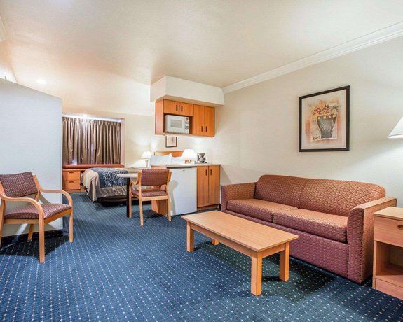 Comfort Inn Suites Salinas Compare Deals
