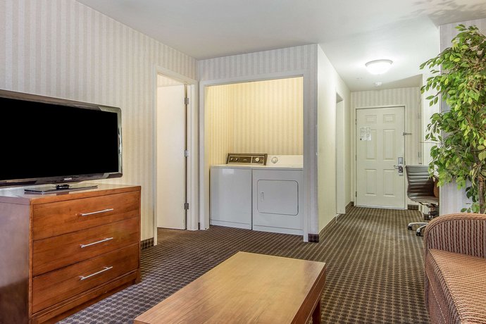 Quality Inn Half Moon Bay Compare Deals