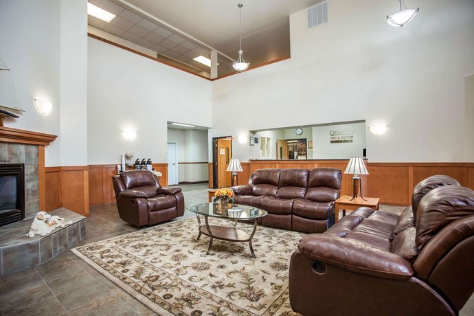 Quality Inn Suites Federal Way Seattle Compare Deals Quality Inn Suites Federal Way