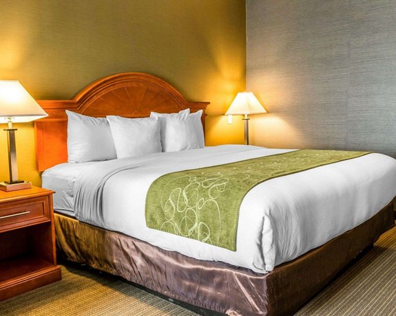 Comfort Suites Southgate Detroit Compare Deals