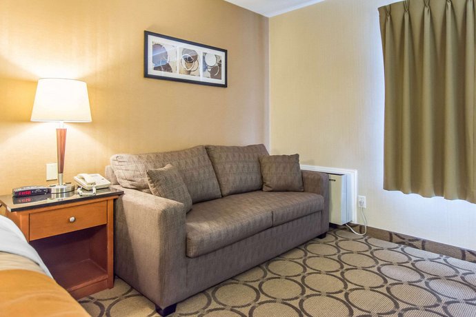 Comfort Inn New Glasgow Compare Deals