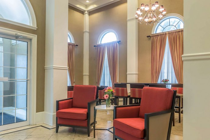 Comfort Inn Plainwell Compare Deals