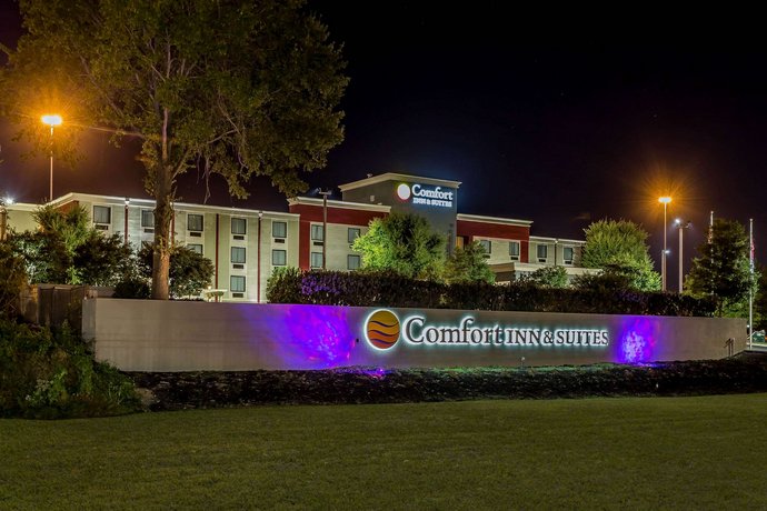 Comfort Inn Suites Knoxville West Compare Deals