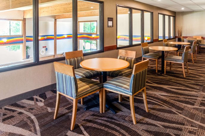 Comfort Inn West Duluth Compare Deals