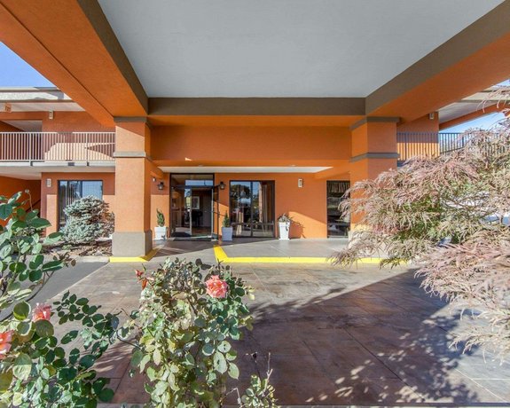 Quality Inn Johnson City Johnson City Compare Deals