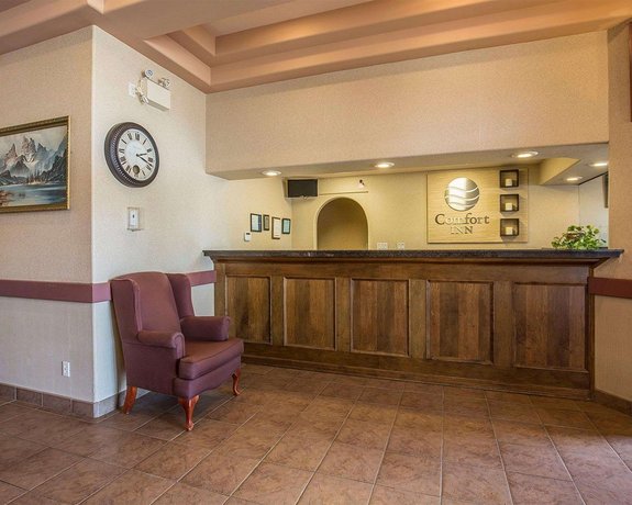 Comfort Inn Lethbridge Compare Deals
