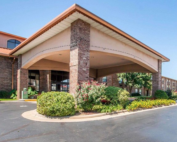 Comfort Inn At Thousand Hills Branson Compare Deals
