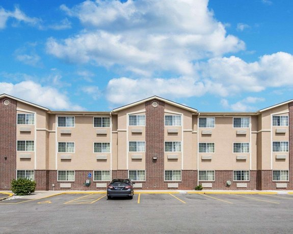 Comfort Inn Suites Kansas City Downtown Compare Deals
