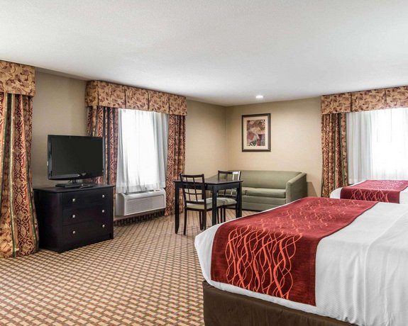 Comfort Inn Suites Kansas City Downtown Compare Deals