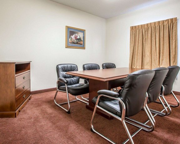 Comfort Suites Jefferson City Compare Deals