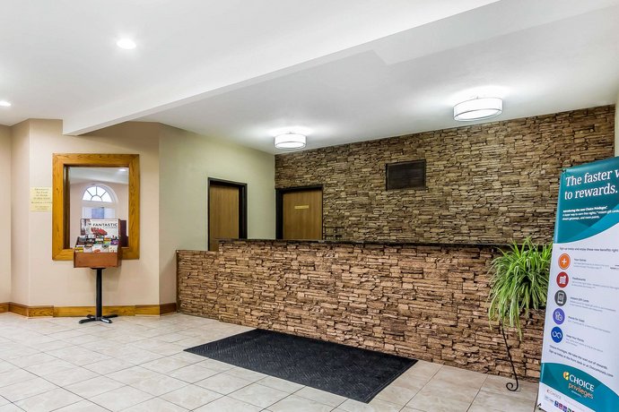 Quality Inn Suites Chesterfield Village Springfield Compare Deals