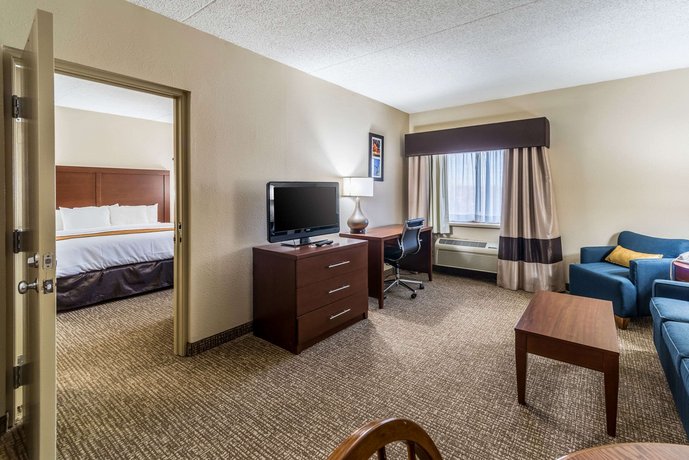 Comfort Inn Festus Compare Deals