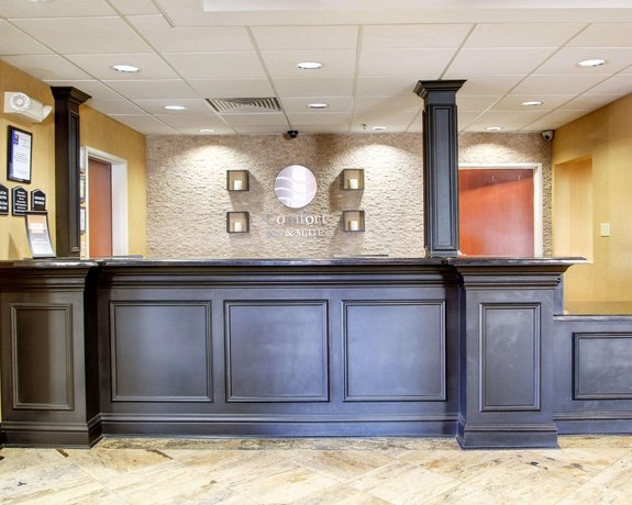 Comfort Inn Suites Clinton Compare Deals