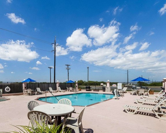 Quality Inn Ingleside Compare Deals