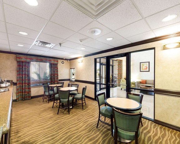 Quality Inn Ingleside Compare Deals