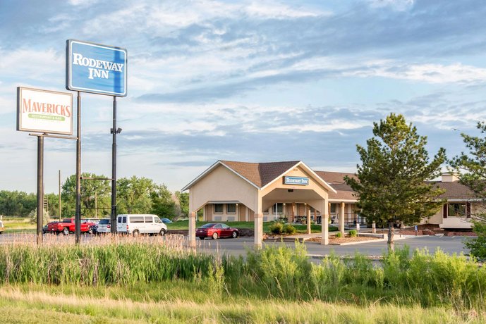 Discount [90% Off] Rodeway Inn Brush United States | M Hotel Pool