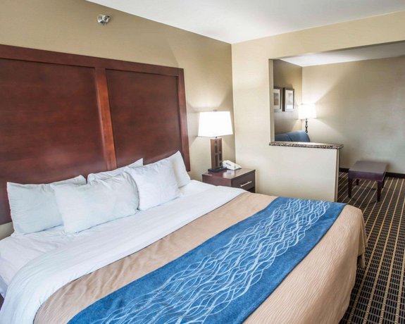 Comfort Inn Fort Collins North Compare Deals