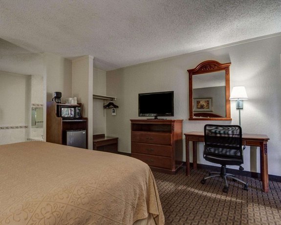 Quality Inn & Suites El Paso