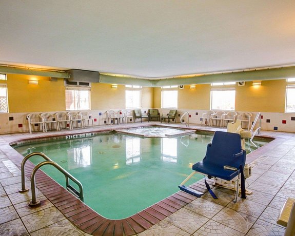 Comfort Suites Brenham Compare Deals