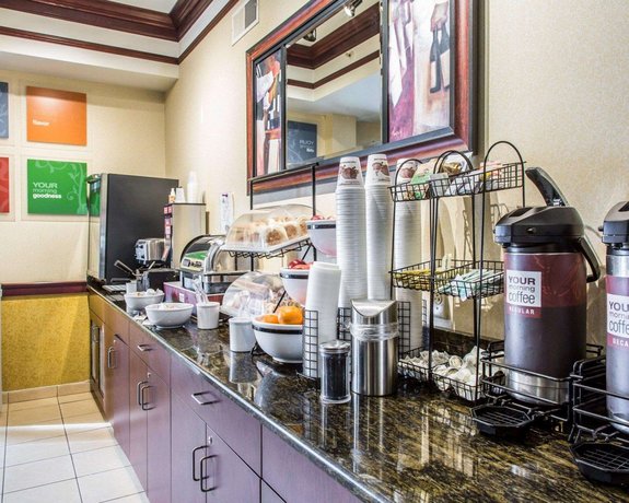 Comfort Inn East Windsor Compare Deals