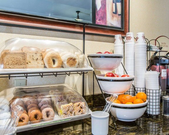 Comfort Inn East Windsor Compare Deals