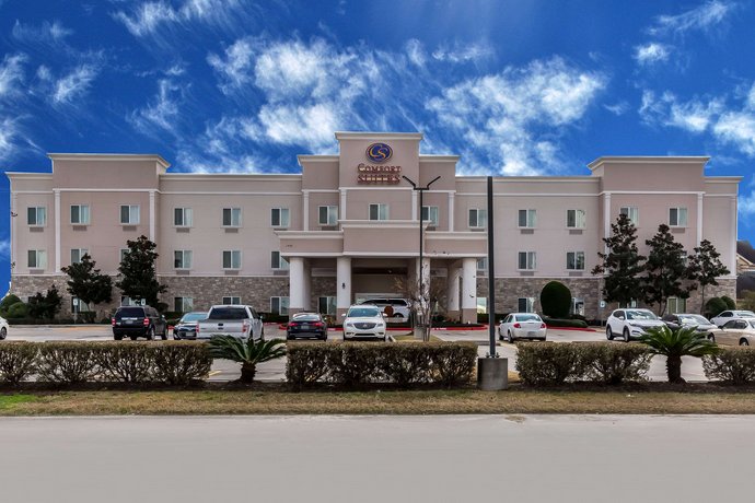 Comfort Suites Houston Iah Airport Beltway 8 Compare Deals