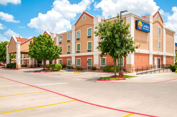 Comfort Inn Suites Near Medical Center San Antonio Compare Deals