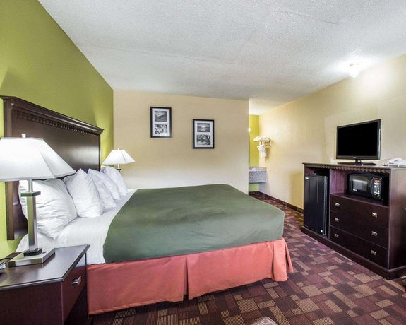 Econo Lodge Biltmore Asheville