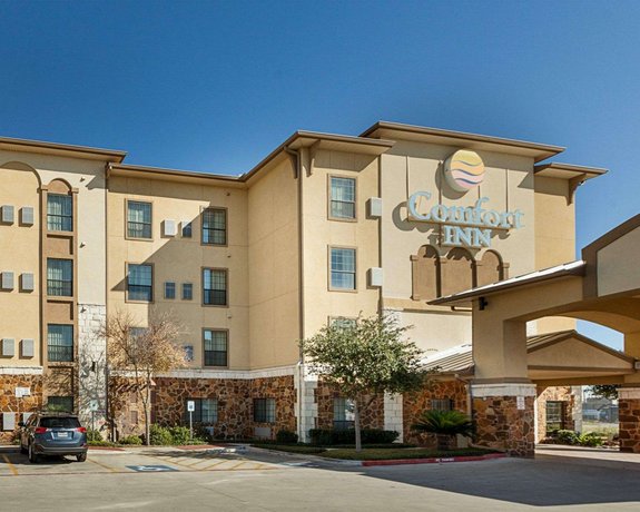 Comfort Inn Near Seaworld Lackland Afb San Antonio Compare Deals