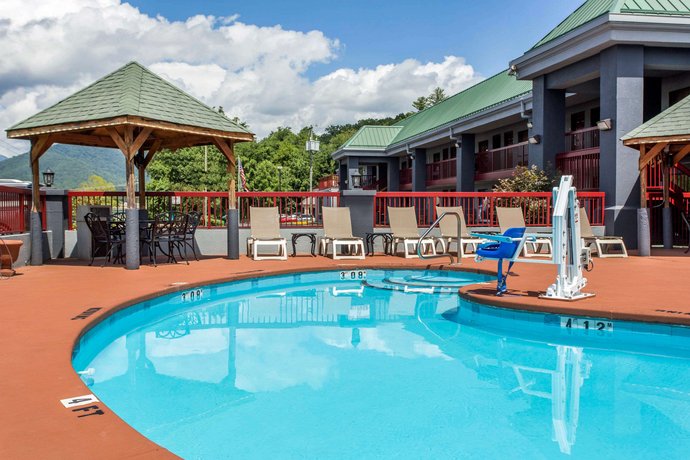 Quality Inn Black Mountain Compare Deals