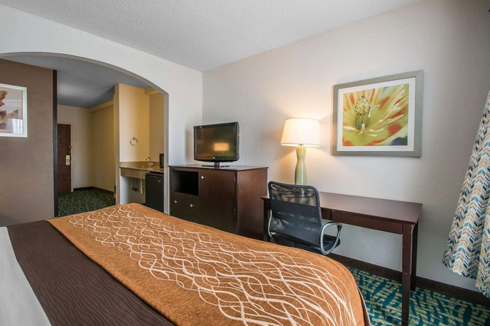 Comfort Inn Suites Fort Lauderdale Compare Deals