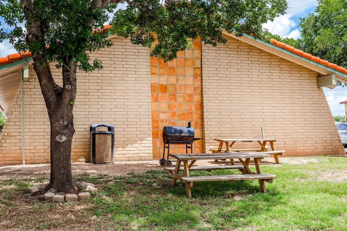 Quality Inn San Angelo Compare Deals