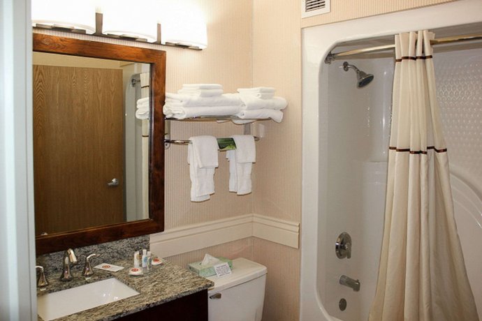 Comfort Inn Richfield Compare Deals