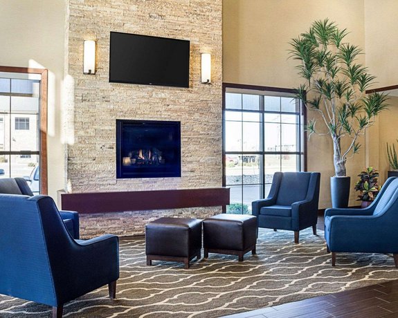 Comfort Suites Fargo Compare Deals