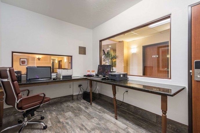 Comfort Inn And Suites Cedar City Compare Deals