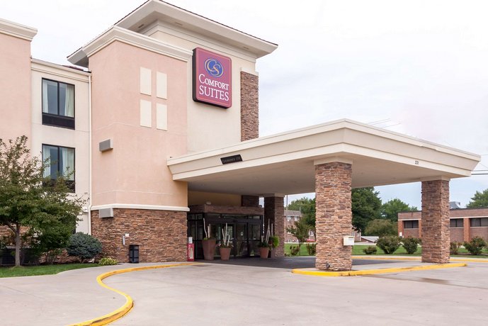 Comfort Suites Lincoln East Compare Deals