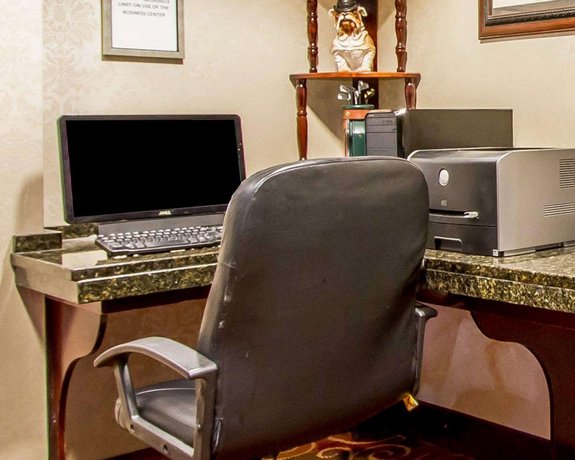 Comfort Suites Daphne Compare Deals