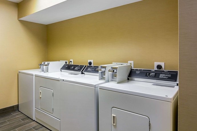 Comfort Inn Woodstock Compare Deals