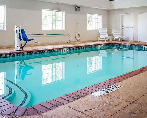 Quality Inn Suites Roswell Compare Deals