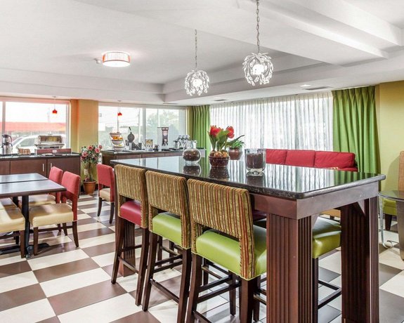 Comfort Inn Conyers Compare Deals