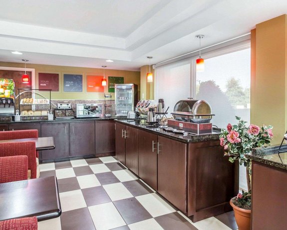 Comfort Inn Conyers Compare Deals